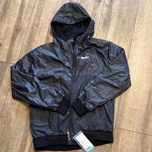 2XU Charcoal Windbreaker Jacket for Men